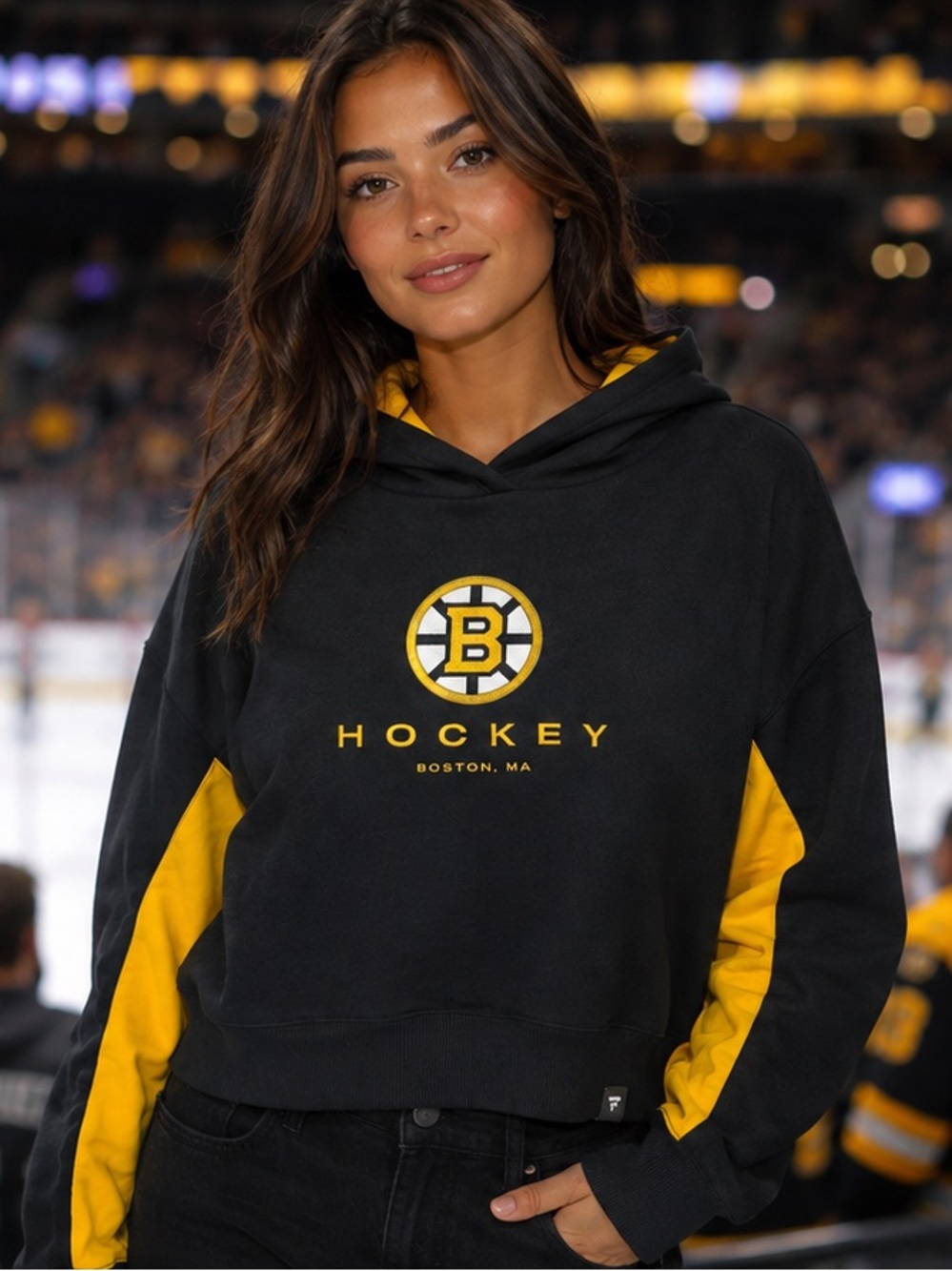 🆕 Boston Bruins Fanatics Women’s Medium Cropped Hoodie NWT